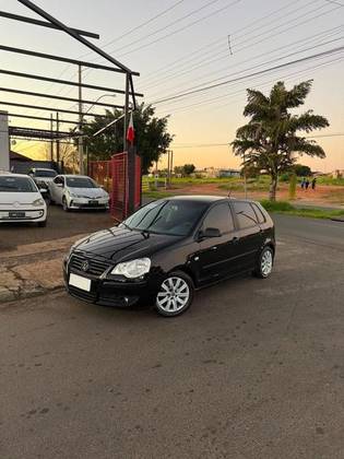 VOLKSWAGEN POLO 1.6 MI 8V FLEX 4P MANUAL VOLKSWAGEN POLO 1.6 MI 8V FLEX 4P MANUAL